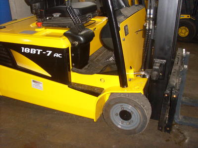 HYUNDAI 18 BT 7 5